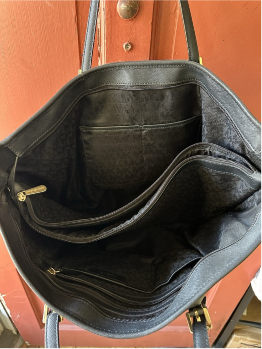 Michael Kors Jet Set Black Saffiano Leather Top Zip Tote Large Shoulder Bag - Picture 3 of 6